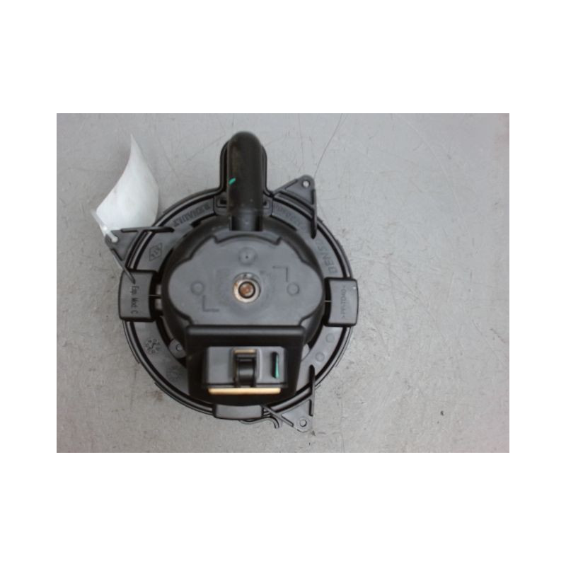 MOTEUR VENTILATEUR CHAUFFAGE DACIA DOKKER