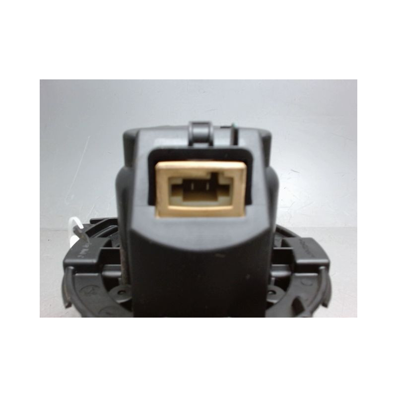 MOTEUR VENTILATEUR CHAUFFAGE DACIA DOKKER