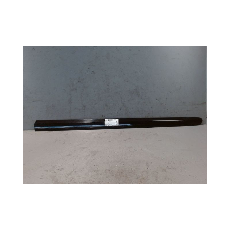 PROTECTION PORTE AVANT DROIT PEUGEOT 308 SW 2008-