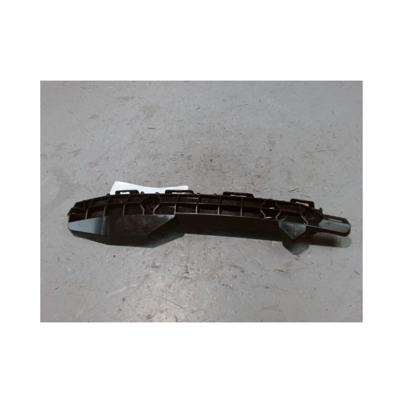 SUPPORT PARE-CHOC ARG TOYOTA AURIS 2010-