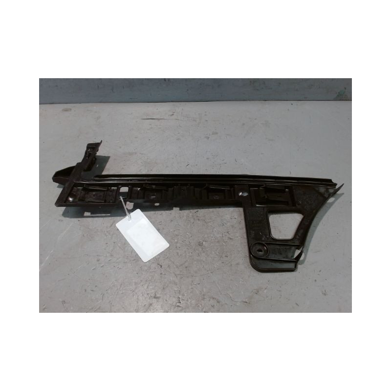 SUPPORT PARE-CHOC ARD VOLKSWAGEN PASSAT SW 2005-