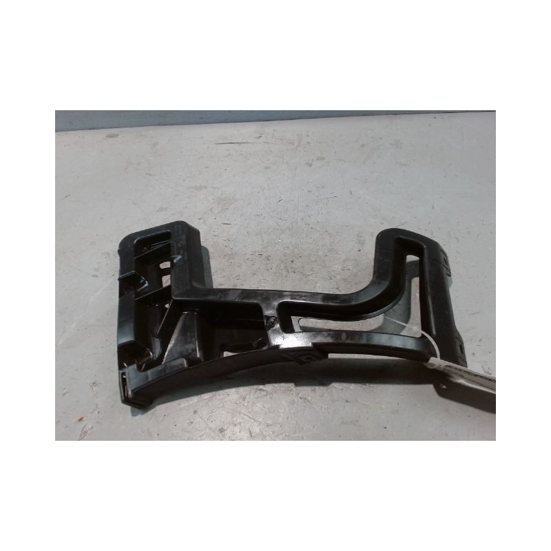 SUPPORT PARE-CHOC ARG PEUGEOT 5008 2009-