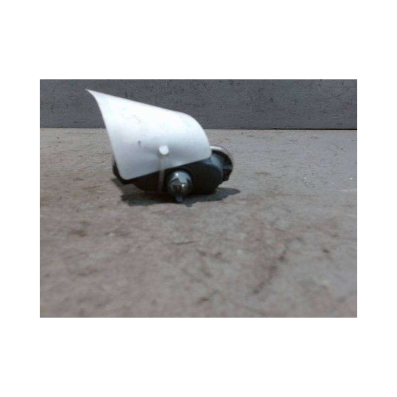 REPETITEUR AILE DROIT VOLKSWAGEN GOLF