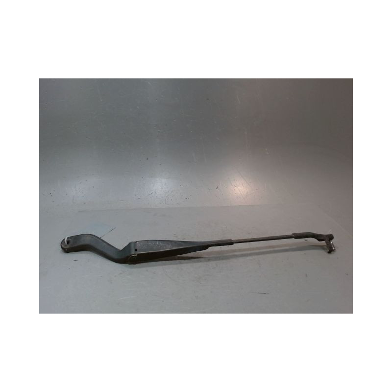 BRAS ESSUIE-GLACE AVANT GAUCHE MERCEDES CLS