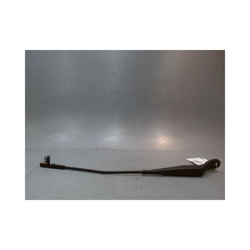BRAS ESSUIE-GLACE AVANT GAUCHE PEUGEOT 207