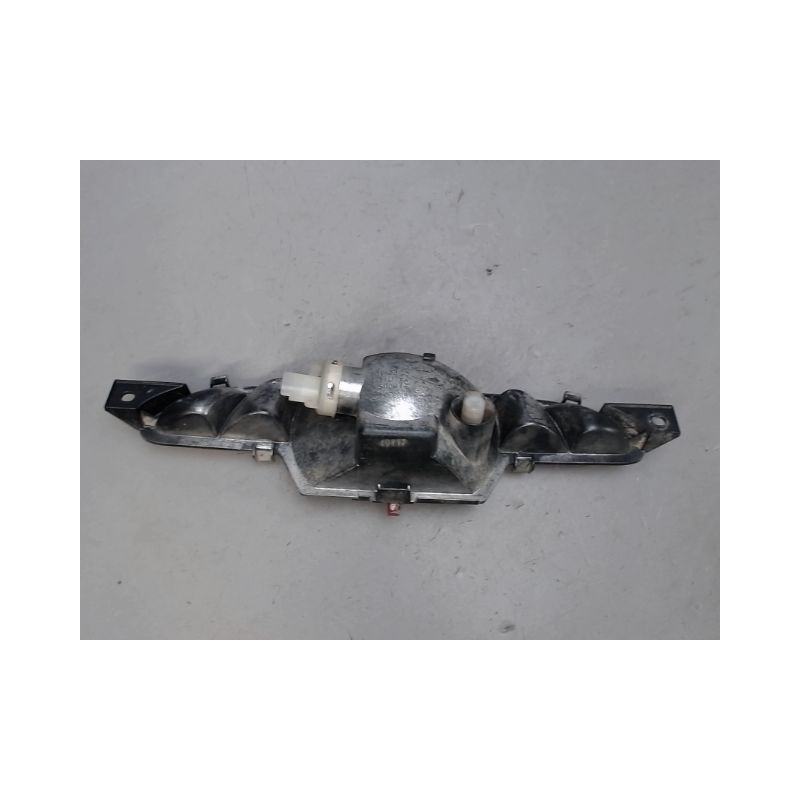 FEU BROUILLARD CENTRAL ARRIERE PEUGEOT 208