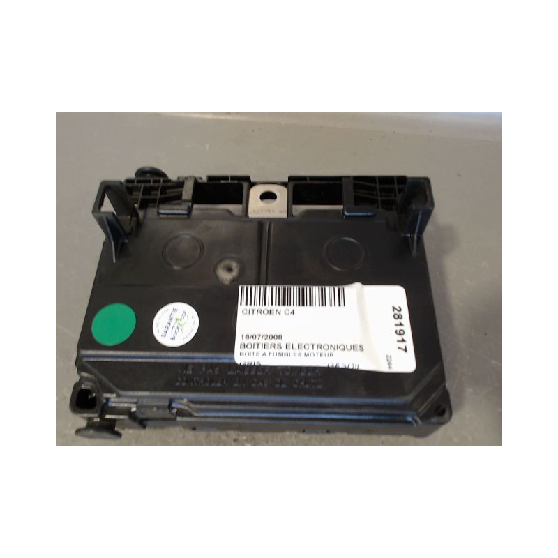 BOITE A FUSIBLES CITROEN C4