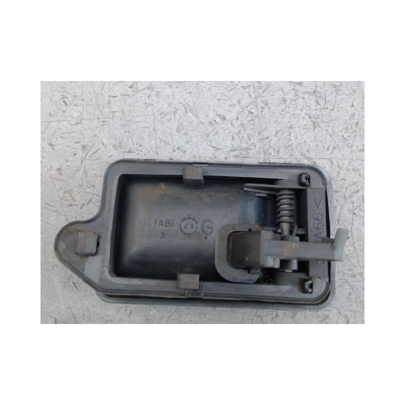 POIGNEE INTERIEURE PORTE ARRIERE GAUCHE PEUGEOT 106