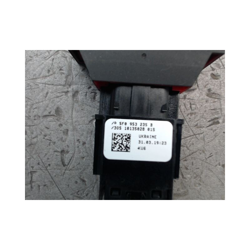 BOUTON DE WARNING SEAT LEON