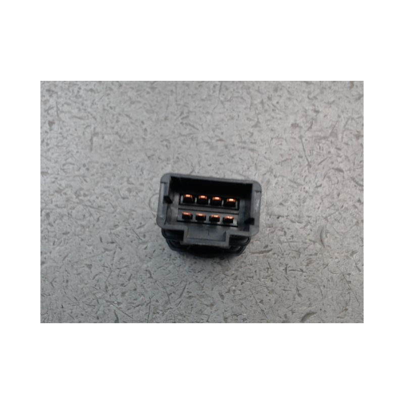 BOUTON DE WARNING DACIA DUSTER