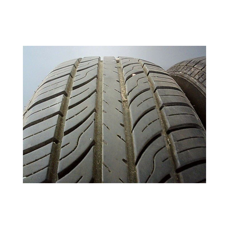 Paire de pneus ROVELO RHP-780 175 65 14 82 T