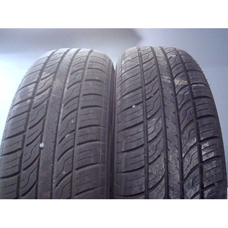 Paire de pneus ROVELO RHP-780 175 65 14 82 T