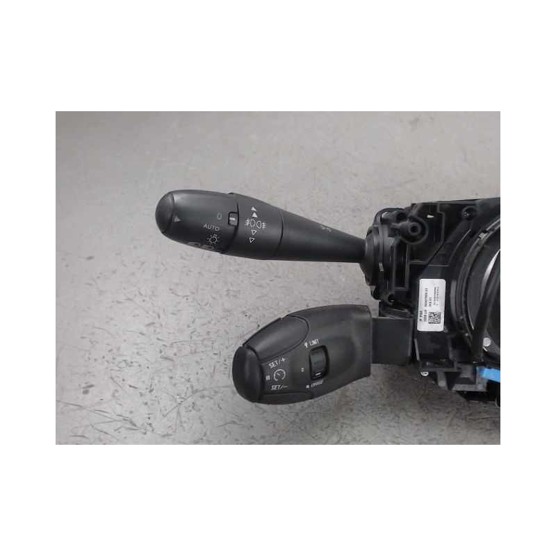 BLOC COMMODOS PEUGEOT 3008