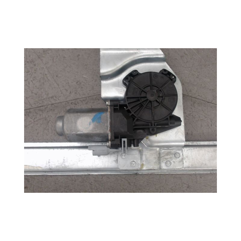MECANISME LEVE-GLACE AVANT DROIT CITROEN BERLINGO
