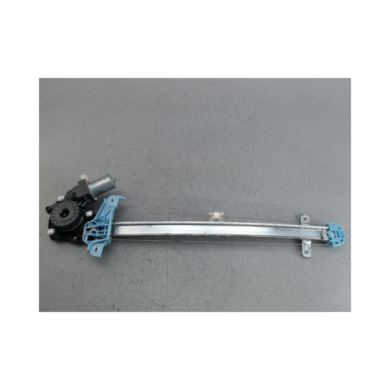 MECANISME LEVE-GLACE AVANT DROIT SUZUKI SWIFT