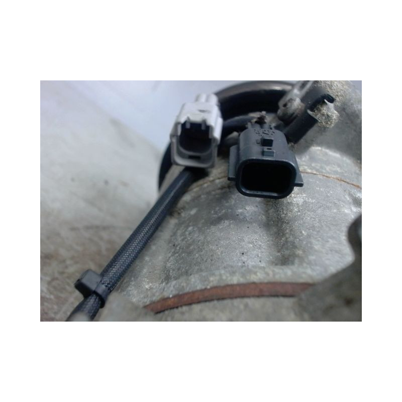COMPRESSEUR AIR CONDITIONNE RENAULT CLIO 4 PHASE 1 DIESEL