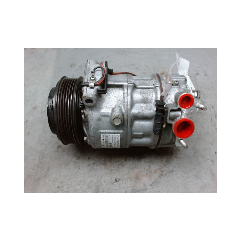 COMPRESSEUR AIR CONDITIONNE LAND ROVER RR EVOQUE