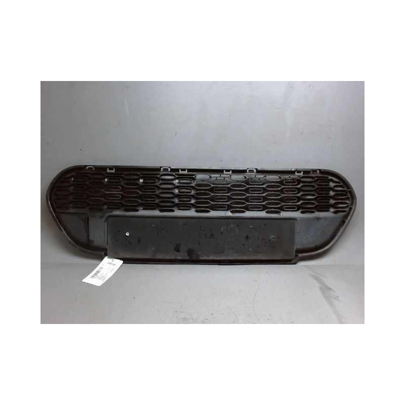 GRILLE PARE-CHOC AVANT PEUGEOT 107 5P