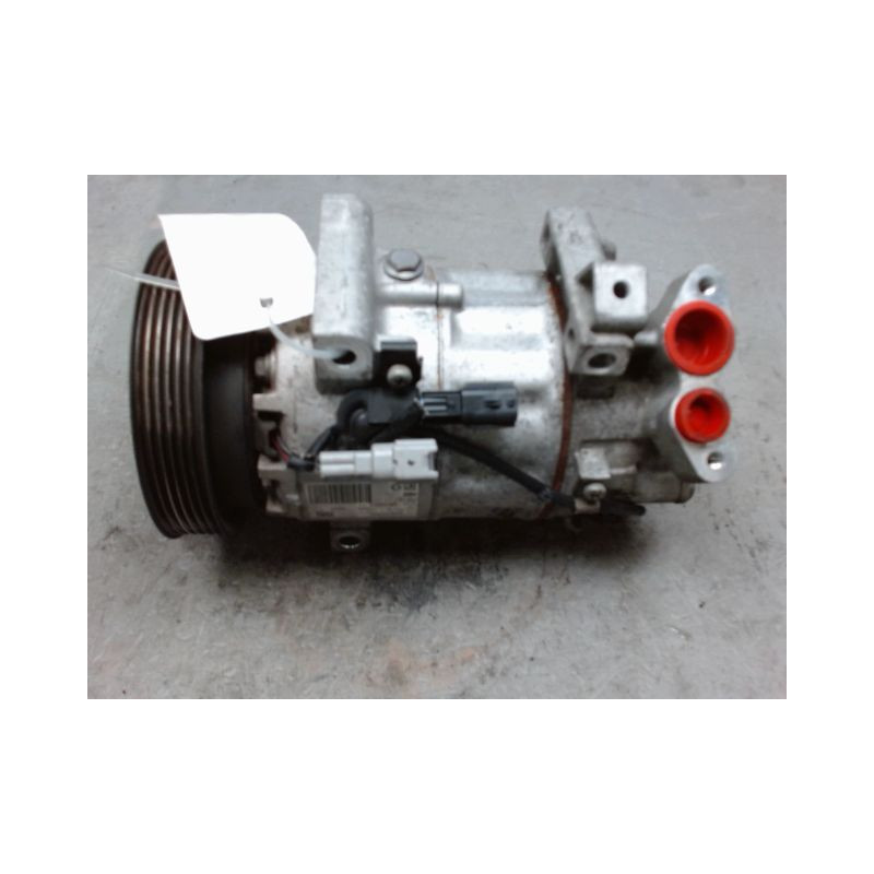COMPRESSEUR AIR CONDITIONNE RENAULT CLIO 4 PHASE 2 1.5 DCI - 8V TU