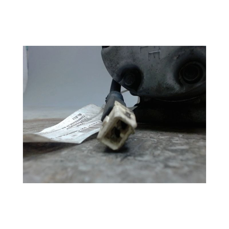 COMPRESSEUR AIR CONDITIONNE PEUGEOT 206 CABRIOLET 2.0I - 16V
