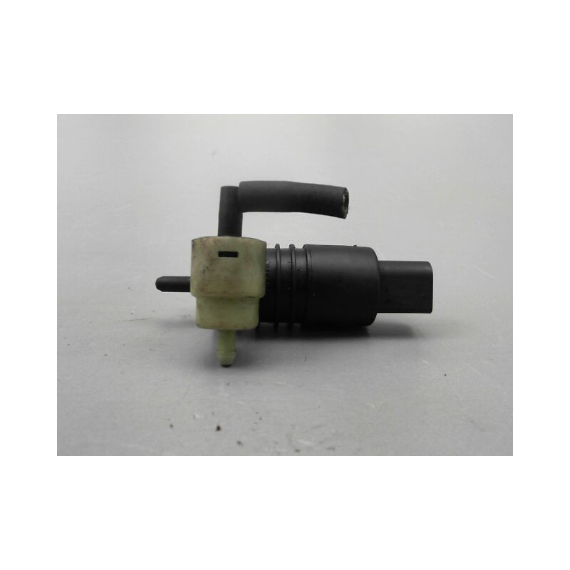 POMPE LAVE-GLACE AVANT MERCEDES CLASSE B