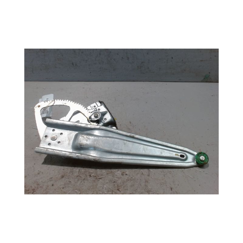 MECANISME LEVE-GLACE ARRIERE DROIT TOYOTA YARIS II 2010-
