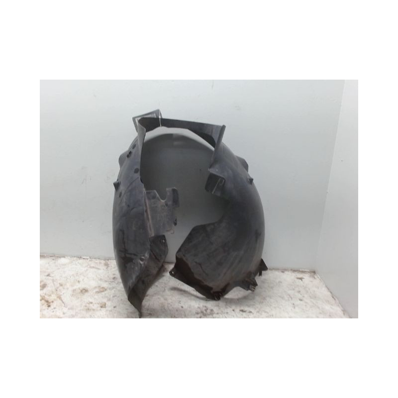 PARE-BOUE AVANT GAUCHE PEUGEOT 3008 2009-