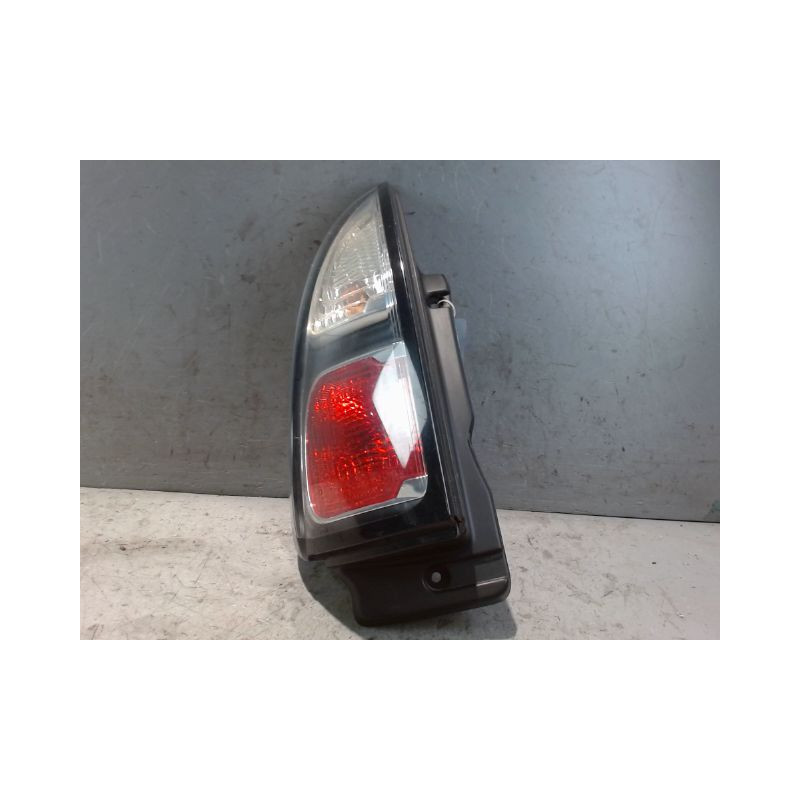 FEU ARRIERE GAUCHE  CITROEN C3 PICASSO 2008-