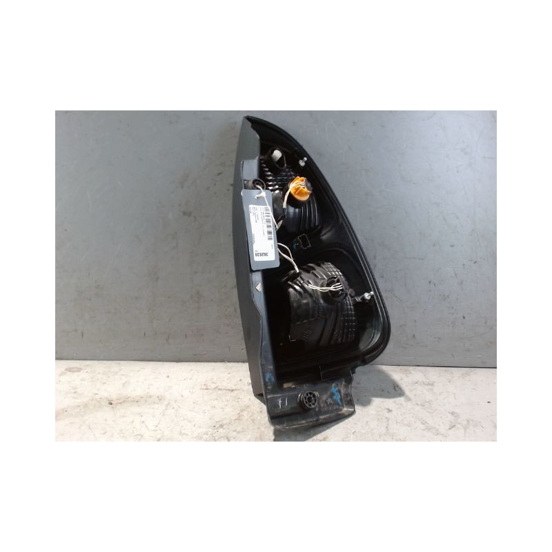 FEU ARRIERE GAUCHE  CITROEN C3 PICASSO 2008-