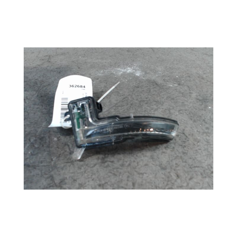 REPETITEUR RETROVISEUR GAUCHE RENAULT CAPTUR