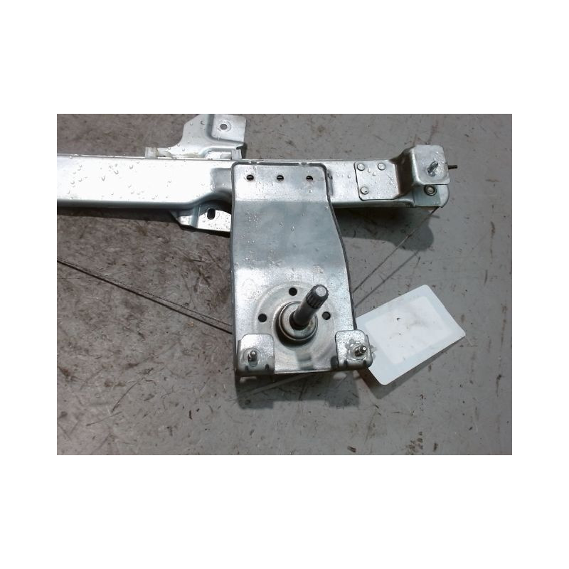 MECANISME LEVE-GLACE ARRIERE DROIT DACIA DUSTER 2010-