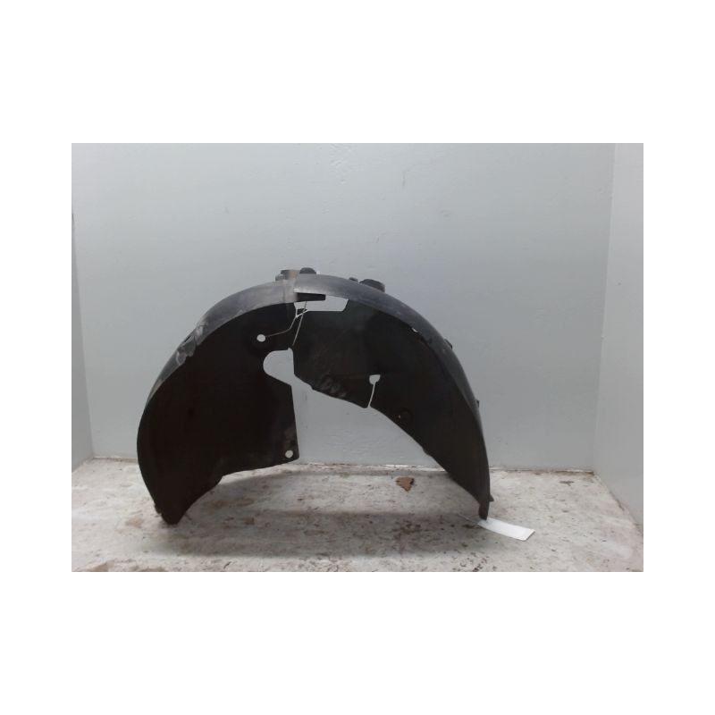 PARE-BOUE AVANT GAUCHE RENAULT CLIO III CAMPUS 09-