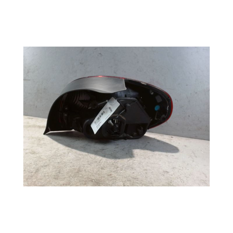 FEU ARRIERE GAUCHE  CITROEN C3 2009-
