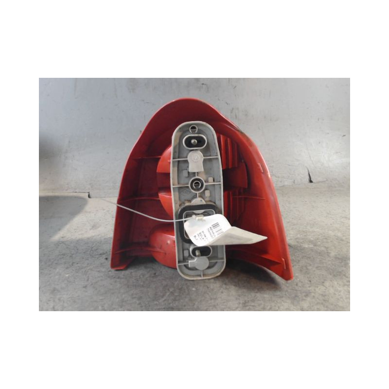 FEU ARRIERE GAUCHE  RENAULT TWINGO PH.3 2000-2007