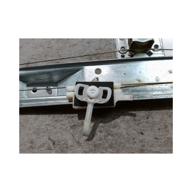 MECANISME LEVE-GLACE ARRIERE DROIT OPEL CORSA 06-09