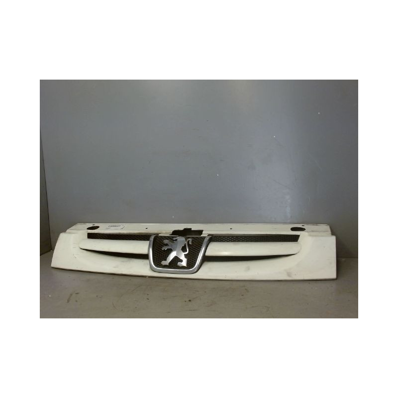 CALANDRE PEUGEOT PARTNER