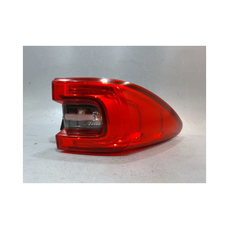 FEU ARRIERE GAUCHE  RENAULT KADJAR