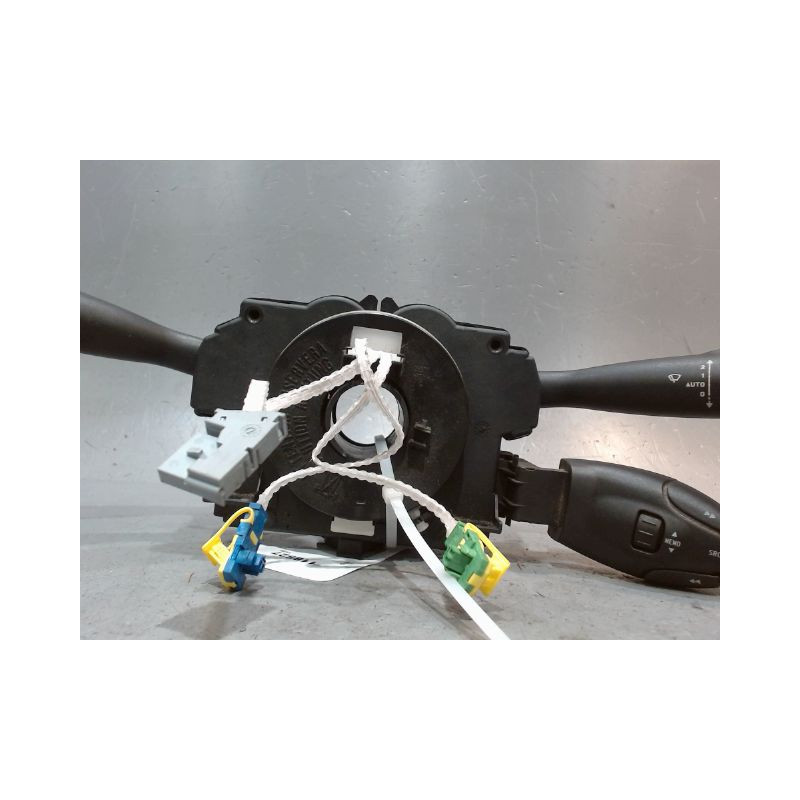 BLOC COMMODOS PEUGEOT 206