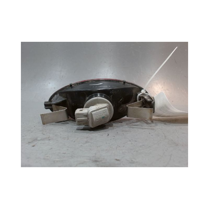 FEU BROUILLARD CENTRAL ARRIERE PEUGEOT 206