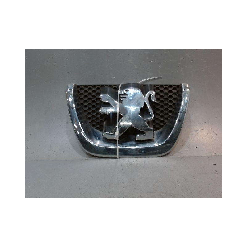 SIGLE CALANDRE PEUGEOT 207