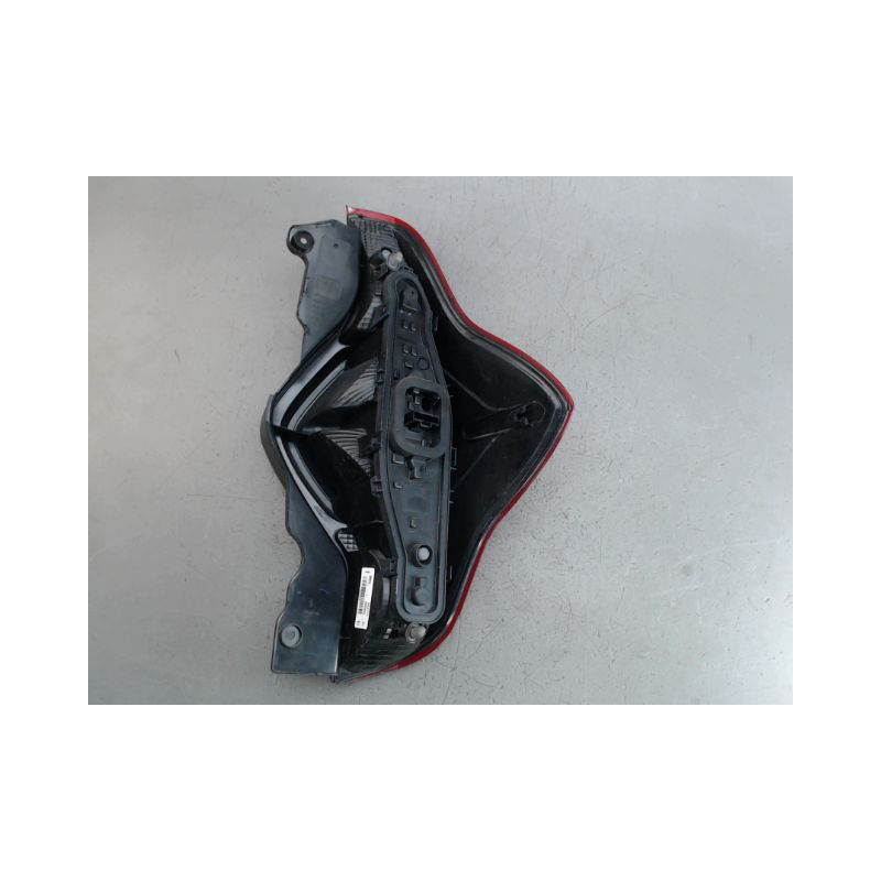 FEU ARRIERE GAUCHE  DACIA LODGY