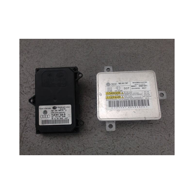 BOITIER XENON PHARE DROIT AUDI S3