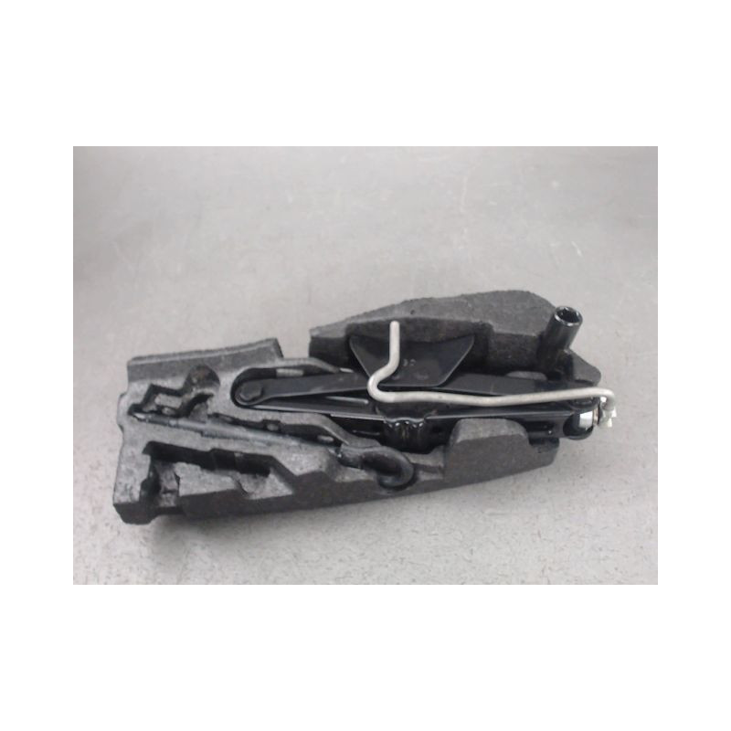 CRIC PEUGEOT 208