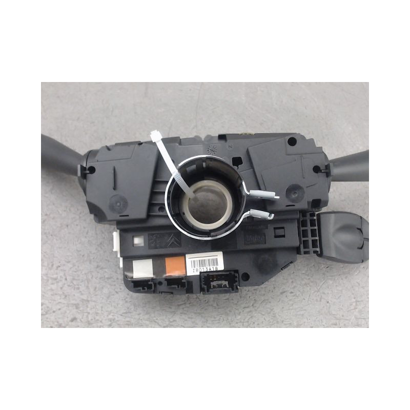 BLOC COMMODOS PEUGEOT 208