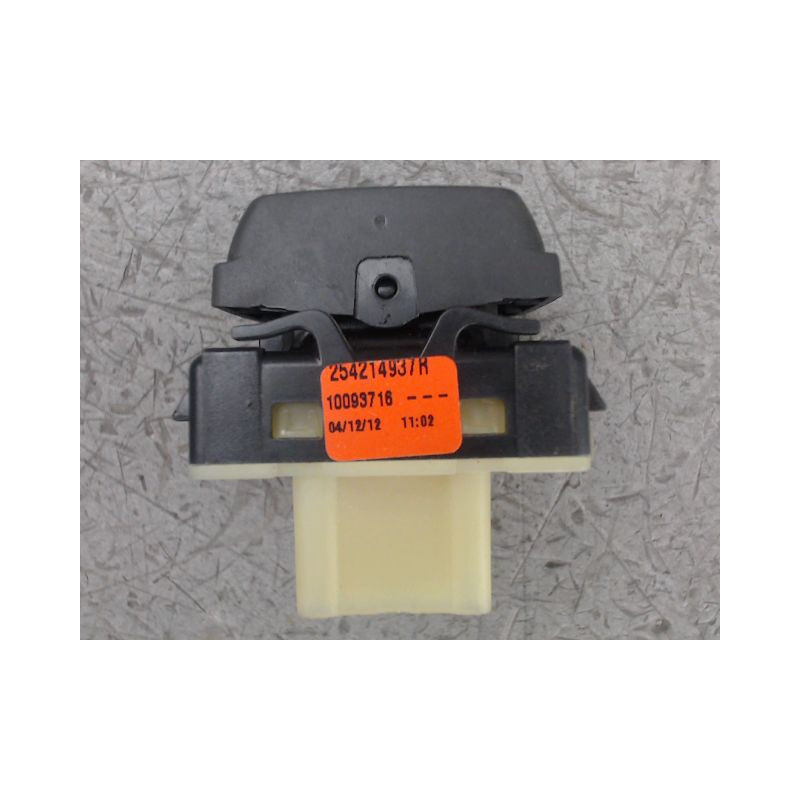 COMMANDE LEVE-GLACE PORTE AVG DACIA SANDERO