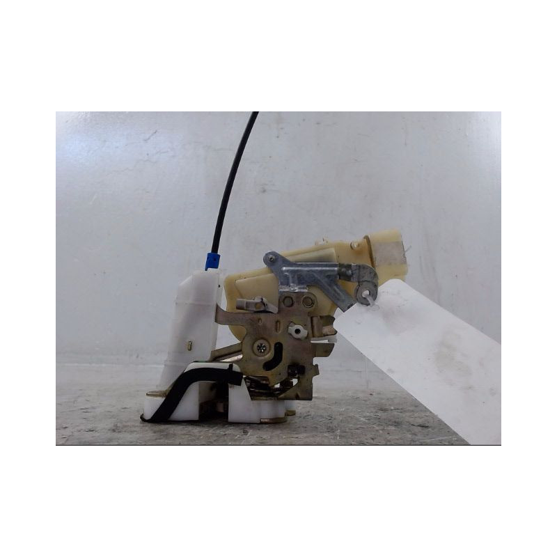 SYSTEME CONDAMNATION ARRIERE GAUCHE TOYOTA YARIS 2003-
