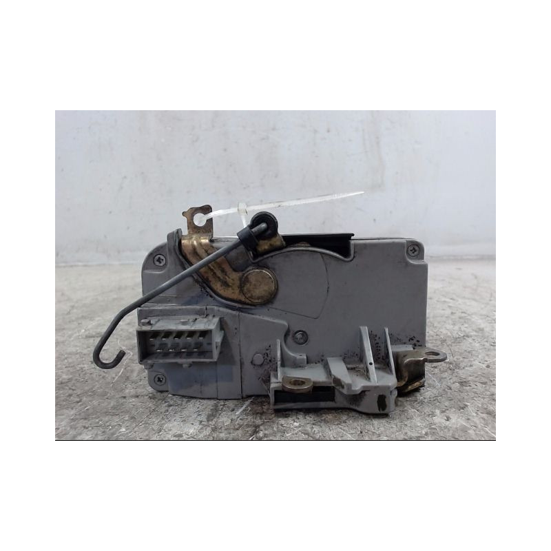 SYSTEME CONDAMNATION ARRIERE GAUCHE PEUGEOT 406 99-04