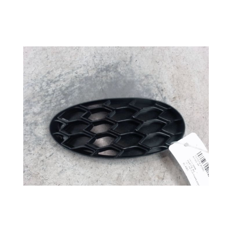 OBTURATEUR PHARE ADDITIONNEL PARE-CHOC AVD TOYOTA AYGO 3P