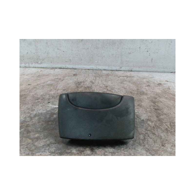 POIGNEE EXTERIEURE PORTE COULISSANTE GAUCHE RENAULT KANGOO 2000-2003