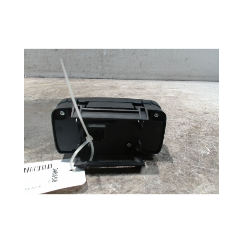 COMMANDE ECLAIRAGE FORD FIESTA
